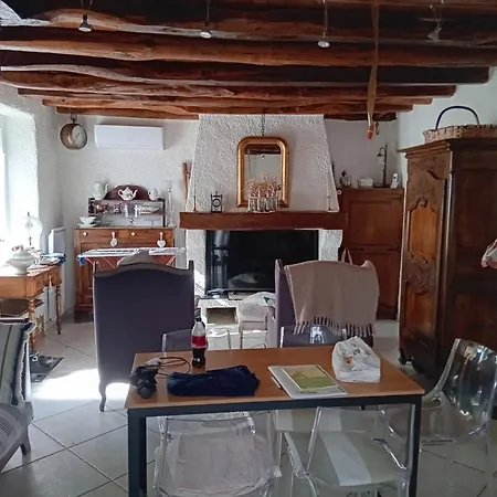Chalé Menfouti